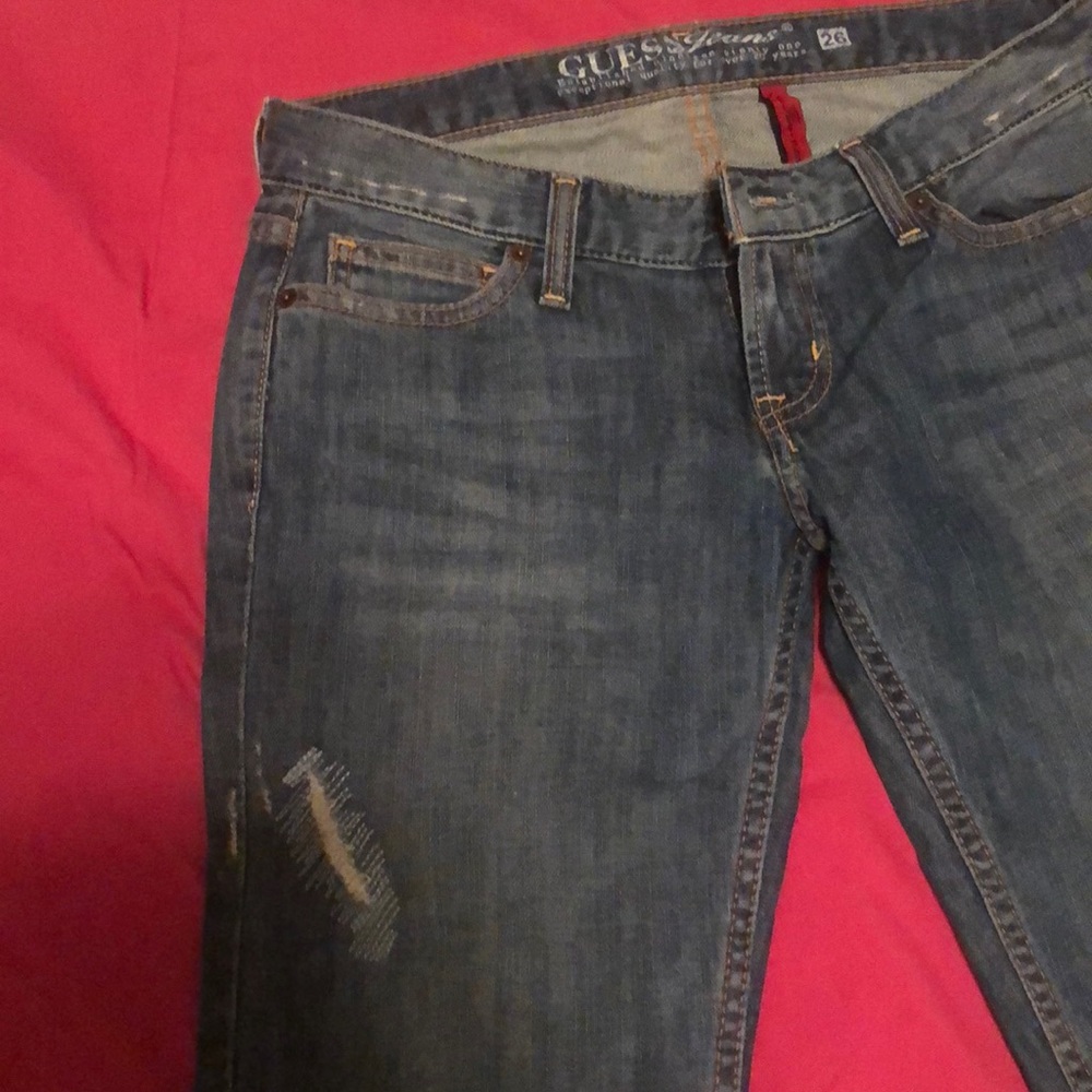 Guess Jeans - Picture 2 of 4
